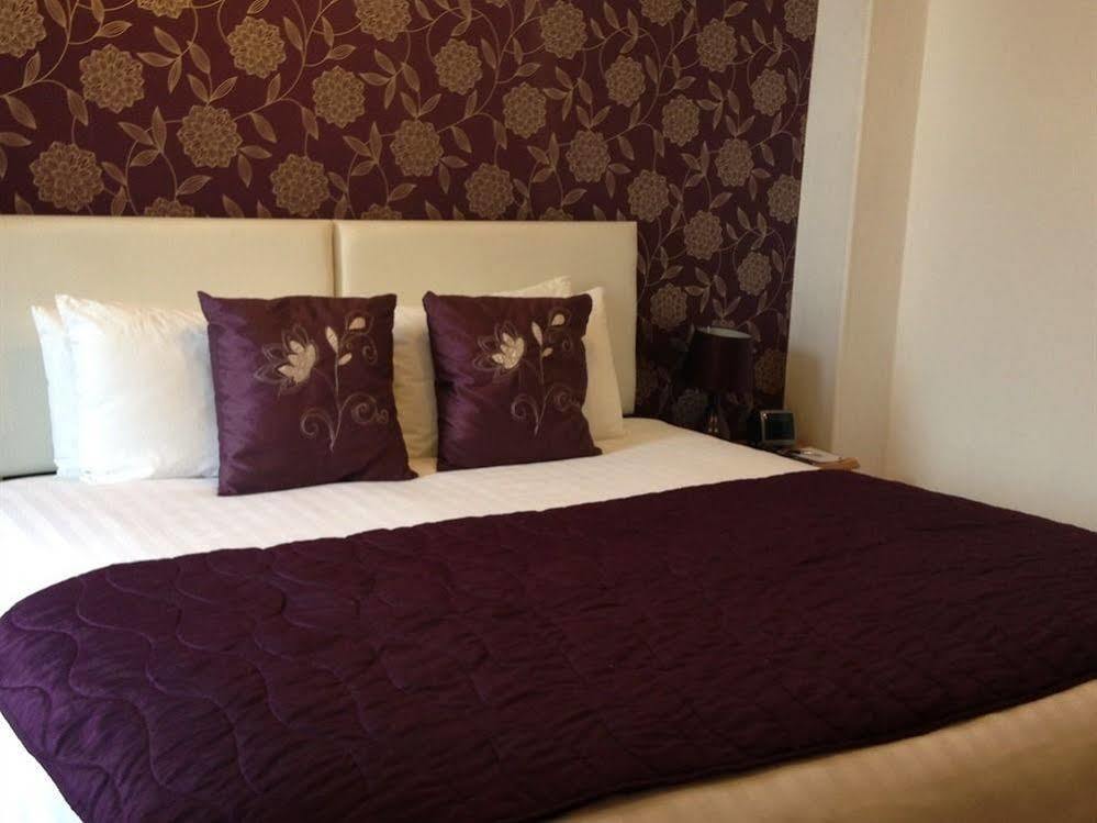Rosebank Guest House Perth Bagian luar foto